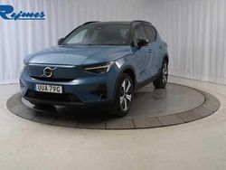 Grön (sage green metallic) Begagnad 2022 Volvo XC40 Plus SUV | 329 900 kr