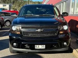 Svart Begagnad 2008 Chevrolet Avalanche LTZ Van | 119 900 kr