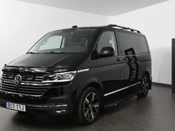 Svart Begagnad 2023 VW Multivan Highline Van | 699 800 kr (Marknadspris)