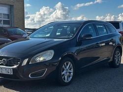 Svart Begagnad 2013 Volvo V60 Momentum Kombi | 89 500 kr (Bra pris)