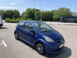 Blå Begagnad 2007 Toyota Aygo Halvkombi | 26 500 kr (Marknadspris)