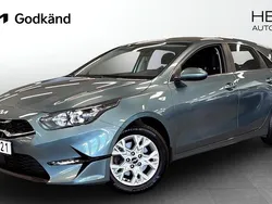 Grå (grey) Begagnad 2022 Kia Ceed Halvkombi | 199 900 kr (Marknadspris)