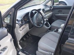 Svart Begagnad 2008 Kia Carens Minibuss | 23 900 kr (Superpris)