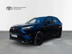 Mörkblå (blå) Begagnad 2023 Toyota RAV4 Hybrid Sport SUV | 569 900 kr (Marknadspris)