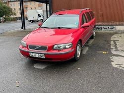 Röd Begagnad 2002 Volvo V70 Kombi | 12 000 kr (Bra pris)