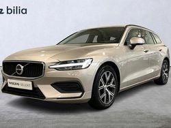 Ljusgrå Begagnad 2023 Volvo V60 Core Kombi | 329 900 kr (Bra pris)