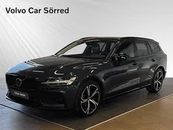 Blå Begagnad 2023 Volvo V60 Plus Kombi | 385 000 kr (Marknadspris)