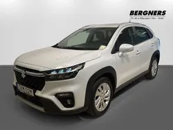Vit Begagnad 2023 Suzuki SX4 S-Cross SUV | 289 900 kr (Marknadspris)