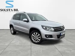 Grå Begagnad 2012 VW Tiguan Sportline SUV | 129 000 kr (Marknadspris)