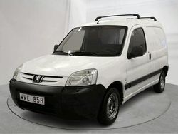Vit Begagnad 2004 Peugeot Partner Van | 20 000 kr (Marknadspris)