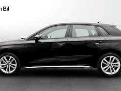 Brilliantsvart Begagnad 2023 Audi A3 Sportback e-tron Advanced Plus Sedan | 329 000 kr (Marknadspris)