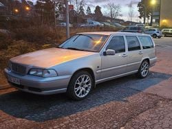 Begagnad 1998 Volvo V70 Kombi | 23 000 kr