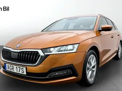 Orange Begagnad 2023 Skoda Octavia Kombi | 309 900 kr (Marknadspris)