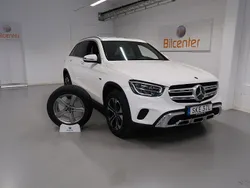 Vit Begagnad 2021 Mercedes GLC300e SUV | 399 900 kr (Bra pris)