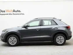 Mörkgrå Begagnad 2022 VW T-Roc Life SUV | 274 900 kr (Marknadspris)