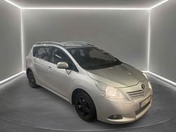Silver Begagnad 2009 Toyota Verso Minibuss | 59 900 kr (Marknadspris)