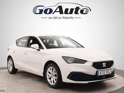 Vit Begagnad 2022 Seat Leon Style Halvkombi | 209 500 kr (Marknadspris)