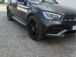Grå Begagnad 2020 Mercedes GLC400d AMG line Sportkupé | 529 000 kr