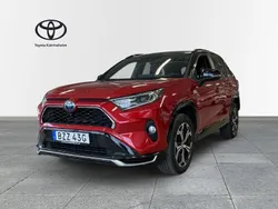 Röd Begagnad 2021 Toyota RAV4 Hybrid Style SUV | 399 900 kr (Marknadspris)