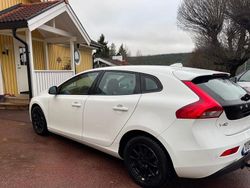 Begagnad 2013 Volvo V40 Halvkombi | 89 900 kr (Bra pris)