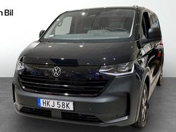 Svart (midnight black metallic) Ny 2025 VW T6.1 Van | 669 875 kr (Dyr)