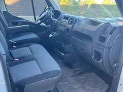 Vit Begagnad 2013 Renault Master Van | 79 900 kr