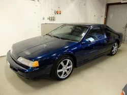 Mörkblå Begagnad 1990 Ford Thunderbird | 99 000 kr