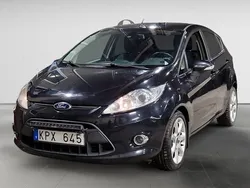 Svart Begagnad 2012 Ford Fiesta Titanium Halvkombi | 54 900 kr (Superpris)