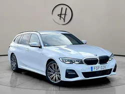 Vit Begagnad 2021 BMW 330e M Sport Kombi | 285 000 kr (Marknadspris)