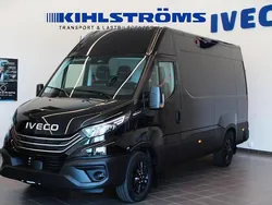 Svart Ny 2025 Iveco Daily Van | 661 250 kr