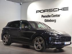 Svart Begagnad 2022 Porsche Cayenne SUV | 869 000 kr (Dyr)