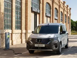 Ny 2024 Nissan Townstar N-Connecta Minibuss | 461 125 kr