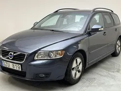 Blå Begagnad 2011 Volvo V50 Momentum Kombi | 55 000 kr (Bra pris)