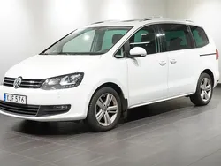 Vit Begagnad 2017 VW Sharan Minibuss | 249 800 kr (Bra pris)