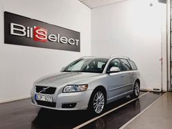 Ljusgrå Begagnad 2010 Volvo V50 Summum Kombi | 59 900 kr (Marknadspris)