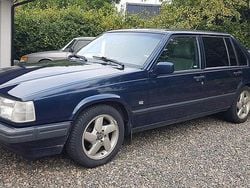Mörkblå Begagnad 1998 Volvo 940 Standard Sedan | 49 000 kr