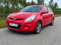 Röd Begagnad 2010 Hyundai i20 Select Halvkombi | 45 000 kr (Marknadspris)
