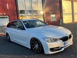 Vit Begagnad 2013 BMW 330 Kombi | 141 000 kr (Bra pris)