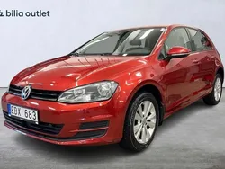 Röd Begagnad 2013 VW Golf VII Halvkombi | 144 900 kr (Lite dyr)