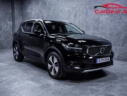 Svart Begagnad 2021 Volvo XC40 Momentum SUV | 278 800 kr (Superpris)