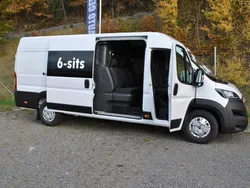Begagnad 2021 Peugeot Boxer Van | 561 250 kr