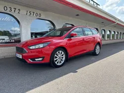 Röd Begagnad 2015 Ford Focus Titanium Kombi | 113 500 kr (Lite dyr)