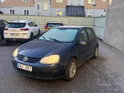 Begagnad 2006 VW Golf V Halvkombi | 9 000 kr (Marknadspris)