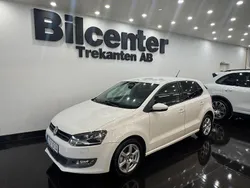 Vit Begagnad 2010 VW Polo Halvkombi | 49 900 kr (Marknadspris)