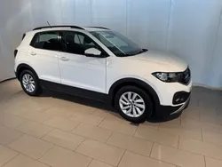 Vit (pure white) Begagnad 2022 VW T-Cross Life SUV | 189 000 kr (Marknadspris)
