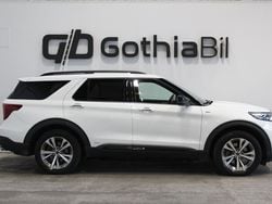 Vit Begagnad 2022 Ford Explorer ST-Line SUV | 564 900 kr (Dyr)