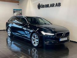 Svart Begagnad 2018 Volvo V90 Momentum Kombi | 174 900 kr (Marknadspris)