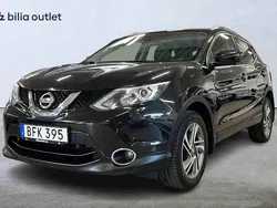 Svart Begagnad 2015 Nissan Qashqai SUV | 144 900 kr (Dyr)