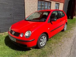 Röd Begagnad 2005 VW Polo Basis Halvkombi | 29 500 kr (Dyr)
