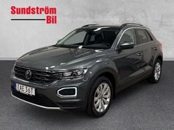 Mörkgrå (grå) Begagnad 2021 VW T-Roc SUV | 264 900 kr (Marknadspris)